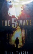The 5th Wave book cover